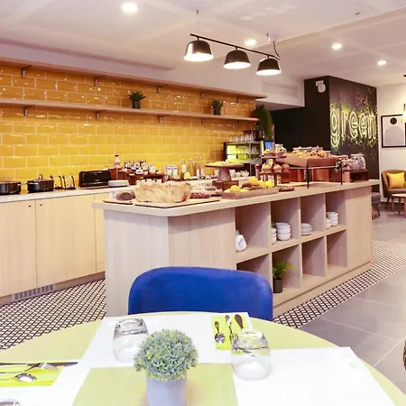 Апарт-отель Odalys - Centre Gare 4*